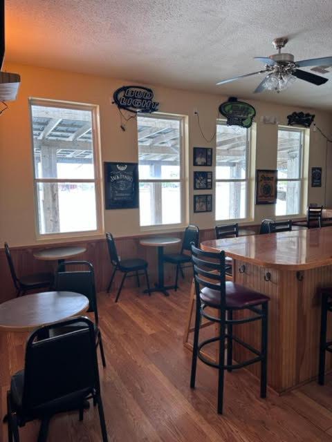 White Sands Inn, Marina, Bar & Grill Port Isabel Dış mekan fotoğraf